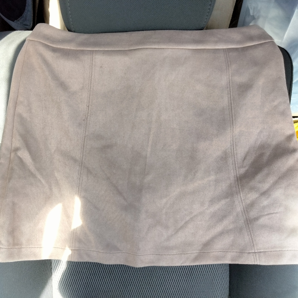 Women's short skirt
